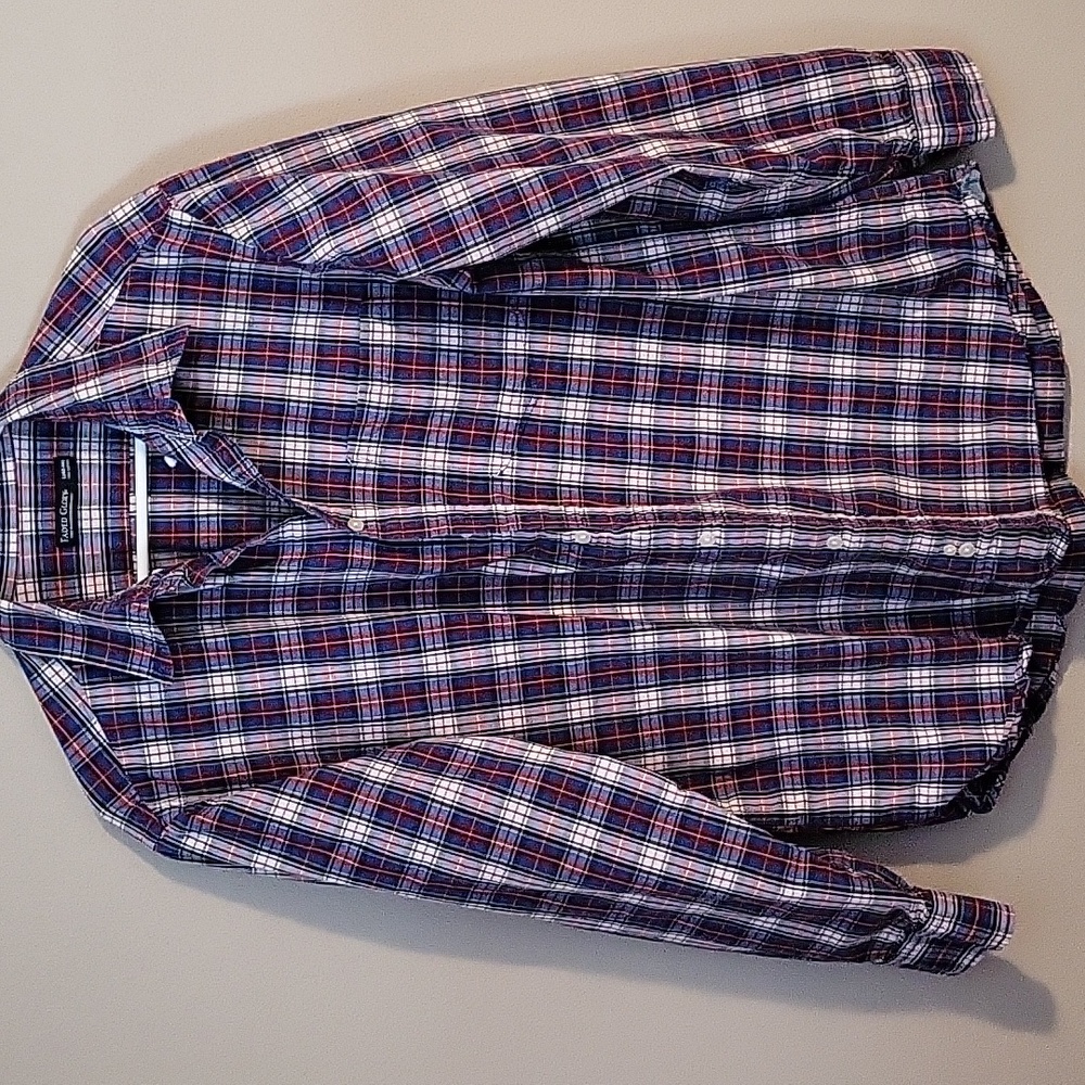 Men's long sleeve shirt, excellent condition!